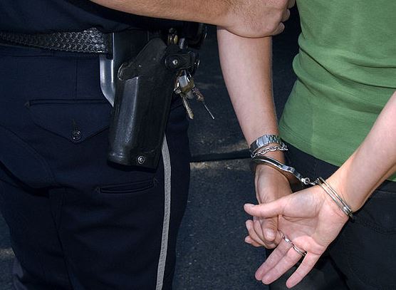 Demo_arrest,_handcuffed